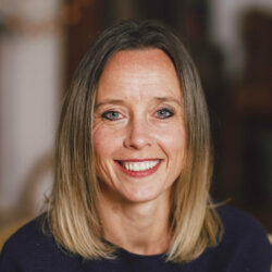 Tracey Elliot